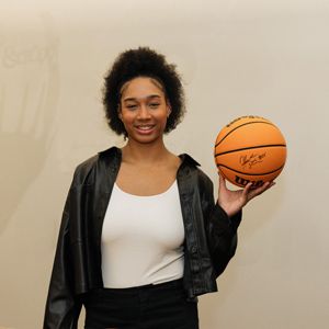 Hannah Stuelke Basketball Crbt 050525