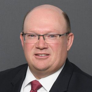Brad Holub Headshot