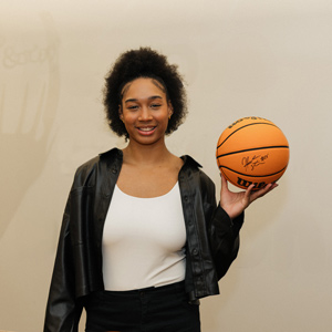Hannah stuelke basketball crbt 050525